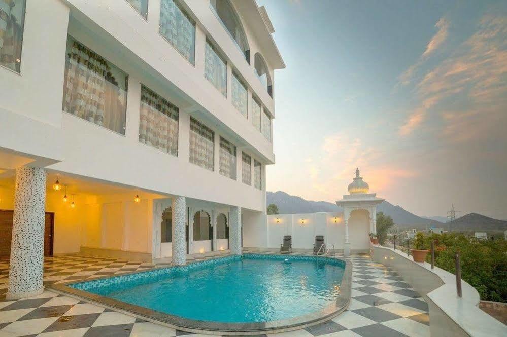 Hotel Mewargarh Udaipur By Red Lion S Exterior foto